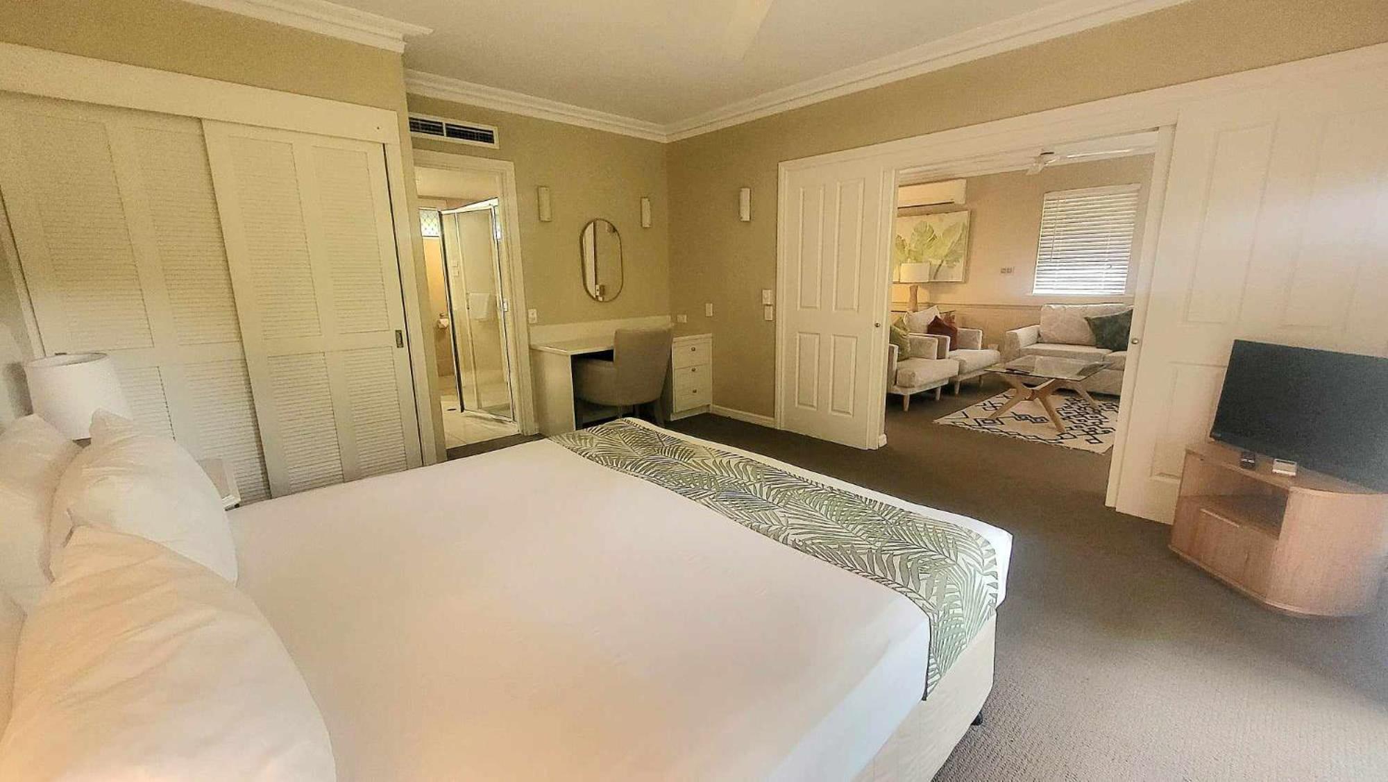 Tropical Suite