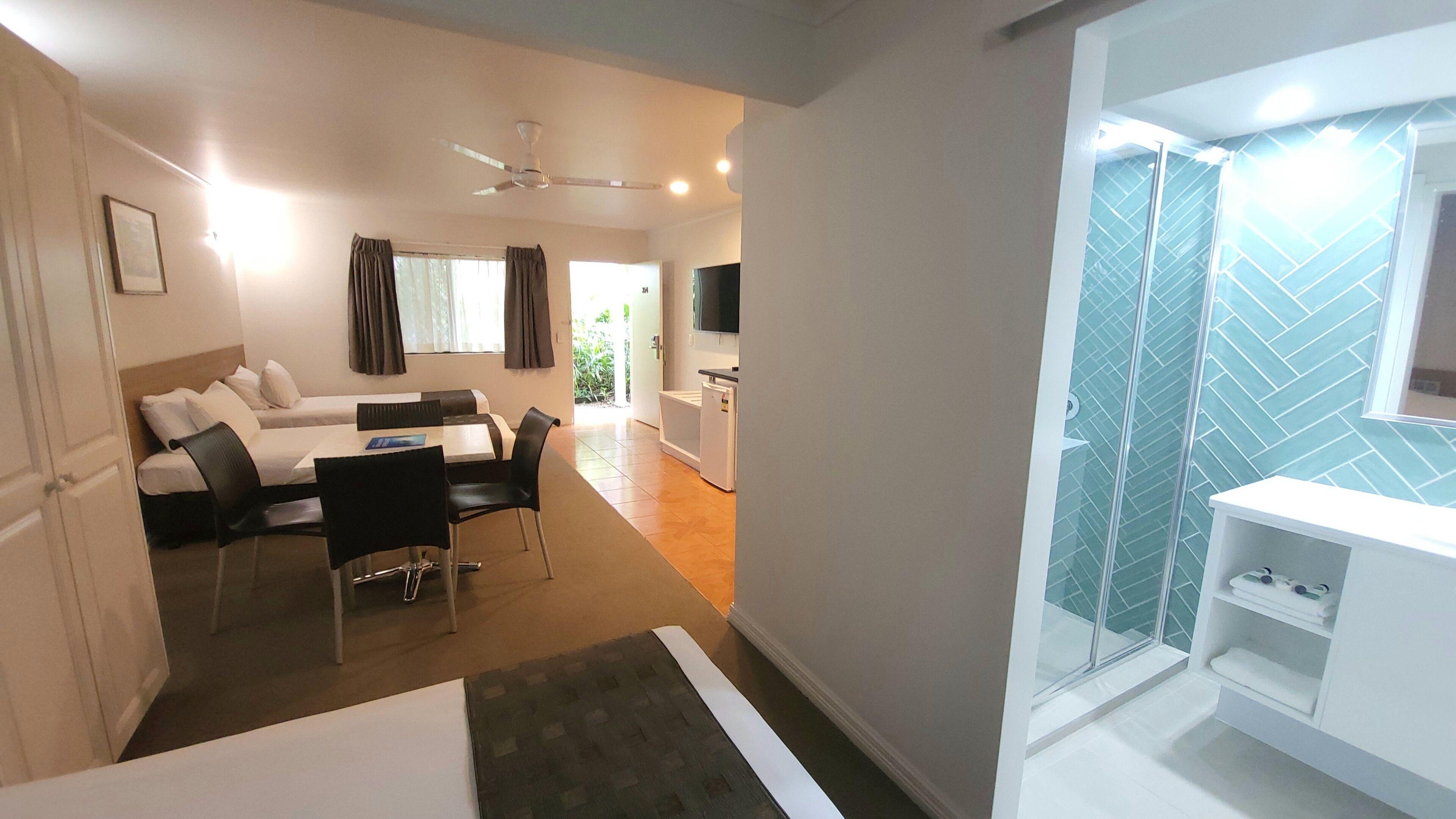 Studio QUAD Room Kitchenette