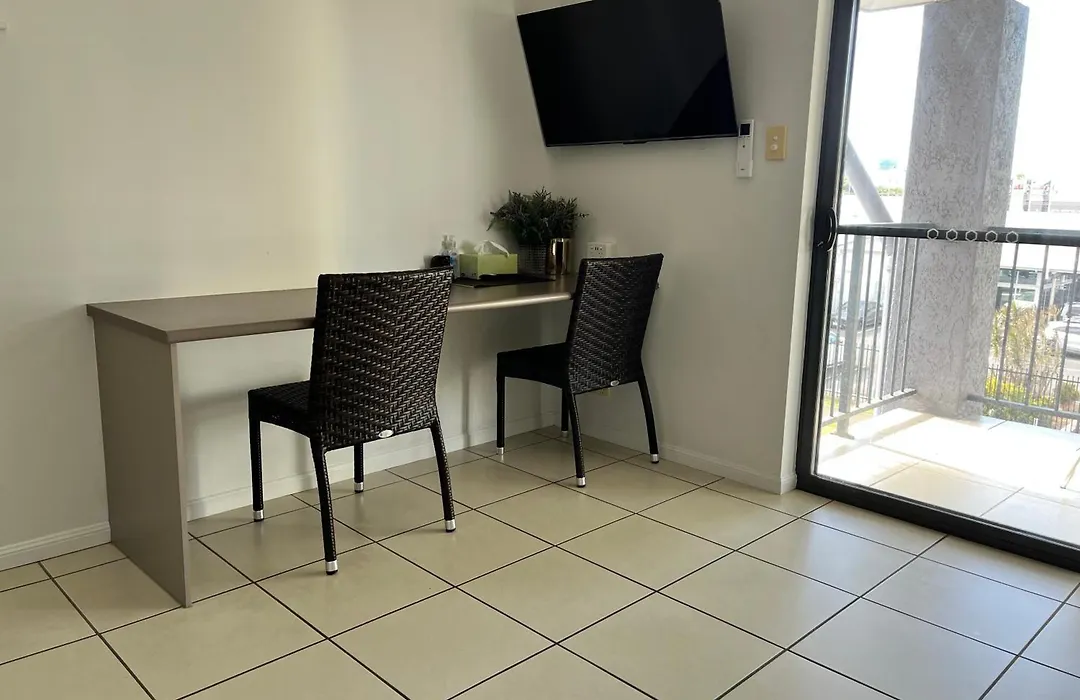 Cairns Central Southern Cross Atrium Private Apartments & Studio-1
