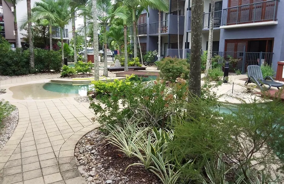 Jackies Studio Apartment-1