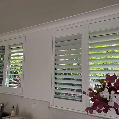 Tropical Ground-Floor Retreat Cairns-2