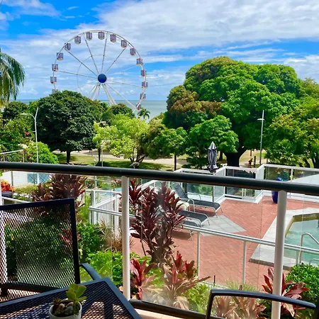 Cairns Esplanade Lagoon Apartment-2