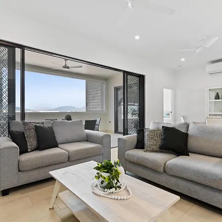 Mountain Air And Modern Flair 'Your Cairns Getaway'-3