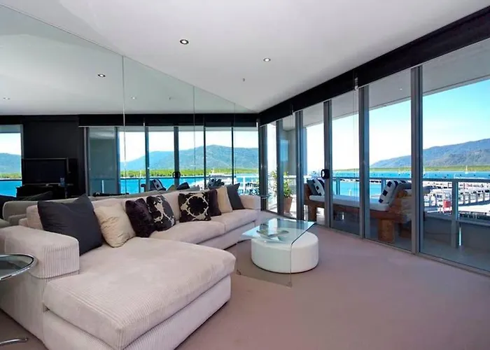 301 Harbour View Apartment Cairns
