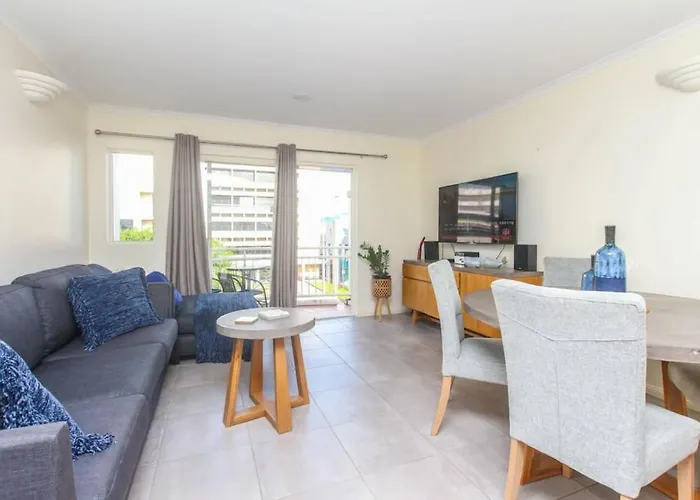 Inner City One Bedroom Apartment 27 Cairns
