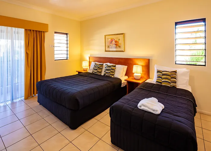 Cairns AccommodationQueens Court