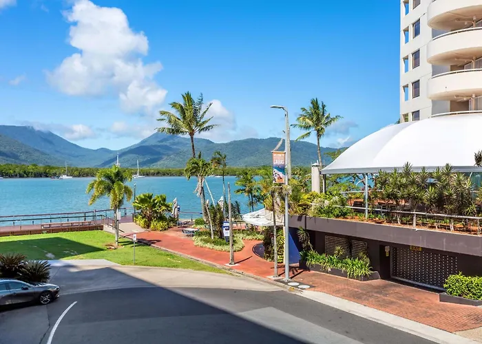 Absolute Waterfront - Enjoy Exceptional Lifestyle Apartment Cairns