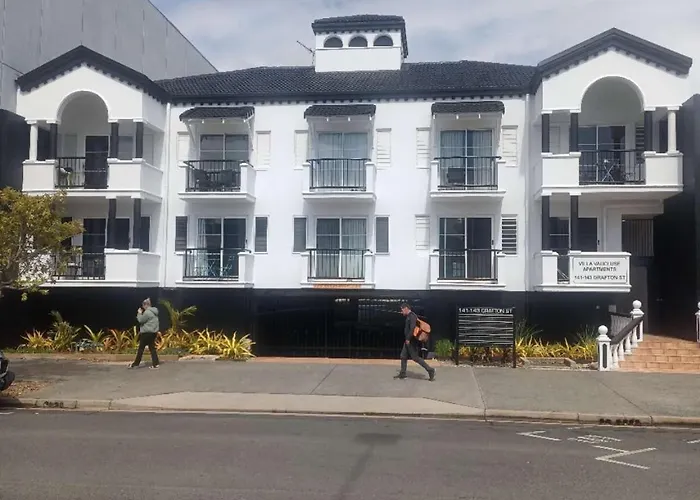 Comfortable Units In Cbd Cairns