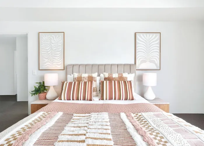 11 Harbour Lights With Ocean Views Apartment Cairns