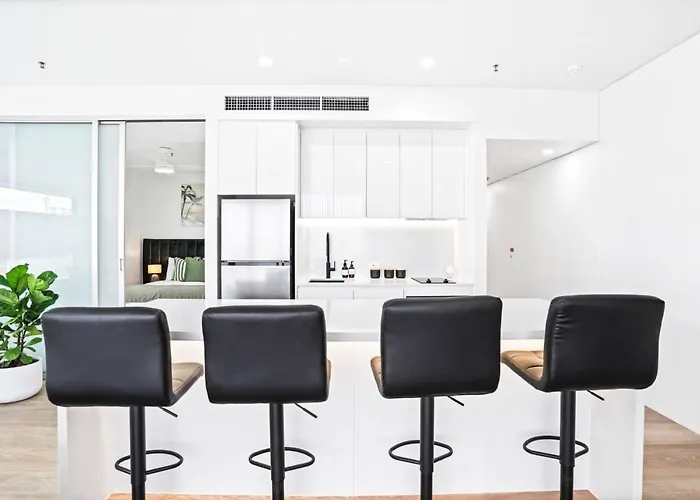 1007 Harbour Lights With Ocean Views Apartment Cairns