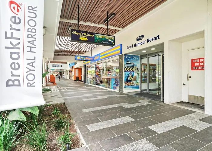 Tropical Tides At Cairns Esplanade Apartment