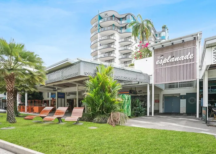 Tropical Tides At Cairns Esplanade Apartment