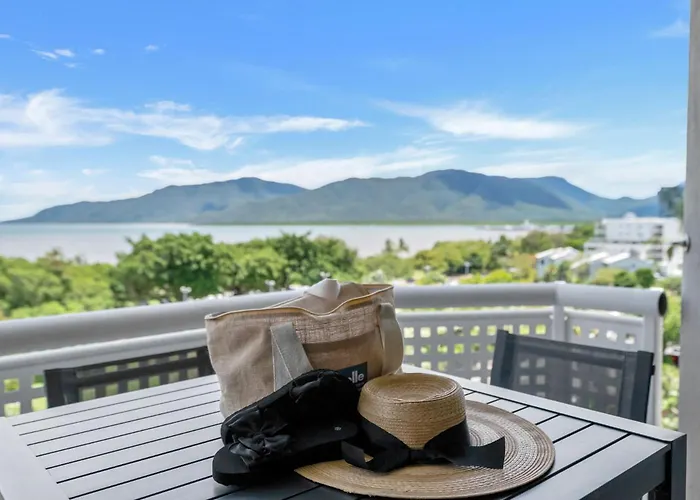 Belle Escapes 73 Rydges Plaza Esplanade With Ocean & City Views Cairns