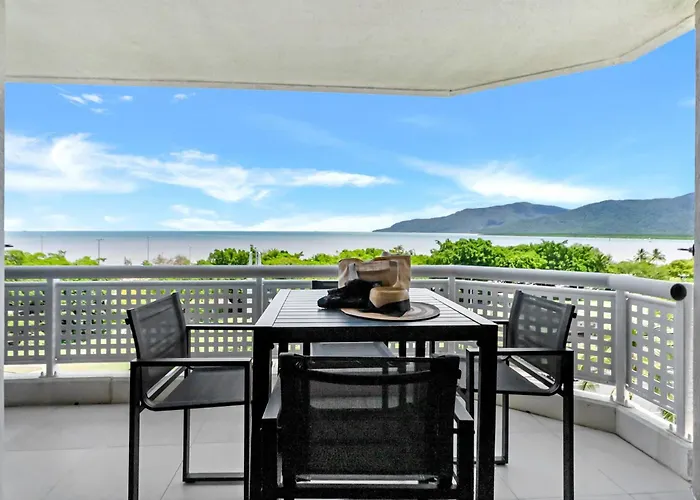 Belle Escapes 73 Rydges Plaza Esplanade With Ocean & City Views Cairns