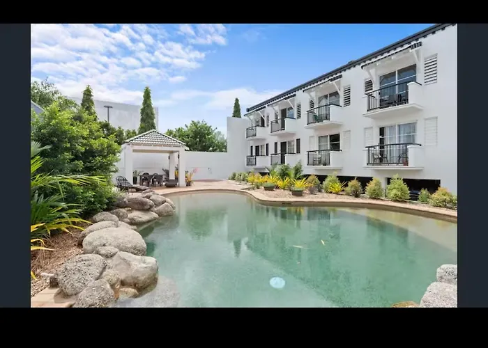 Villa On Grafton Cairns