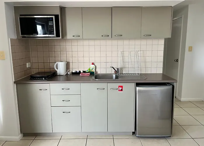 Cairns Central Southern Cross Atrium Private Apartments & Studio