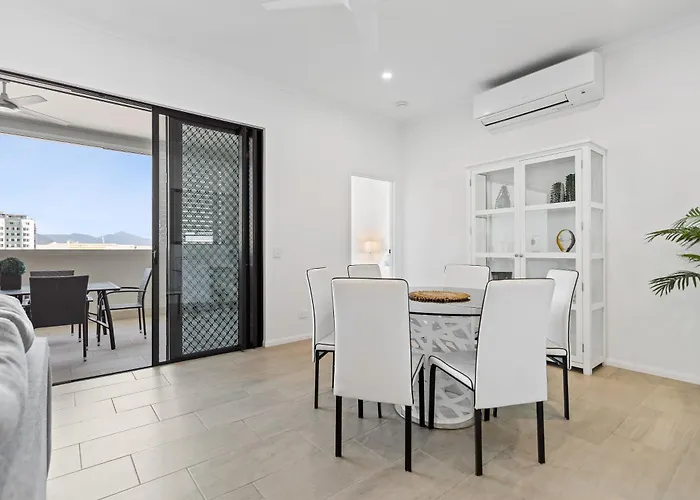 Mountain Air And Modern Flair 'Your Cairns Getaway'