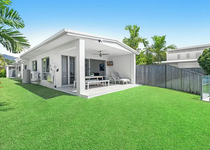 Blue Lagoon Villa B Cairns