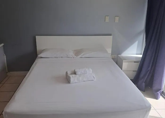 Cairns Holiday Lodge