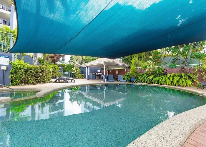 Cairns Esplanade - Poolside Stay Near The Waterfront