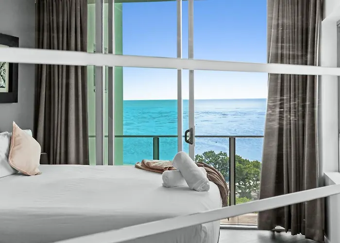 Trilogy On The Esplanade - Free Wi-Fi Apartment Cairns