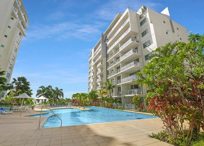 Trilogy On The Esplanade - Free Wi-Fi Apartment Cairns